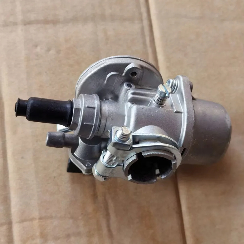 Outdoor Power Number - 三菱T200用ブラシカッターキャブレターアセンブリ OEM番号FR67377J フロートタイプ アウトドアガーデンパワーツールキャブレター部品