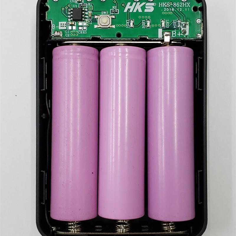 18650バッテリーパワーバンク収納ケース 3つのUSBポー - Outdoor Usb Power Bank のレビューと価格